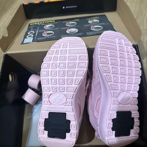 Heelys Force Pink - Picture 2 of 4